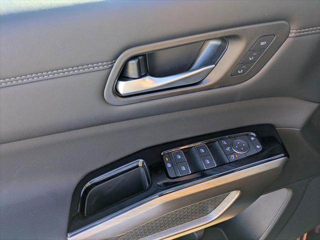 new 2025 Nissan Pathfinder car, priced at $53,490