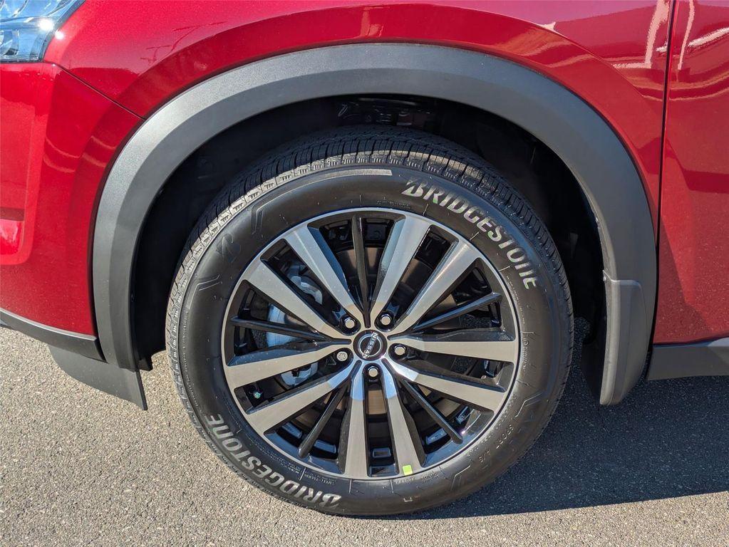 new 2025 Nissan Pathfinder car, priced at $47,990