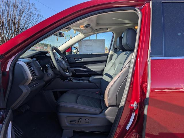 new 2025 Nissan Pathfinder car, priced at $53,490