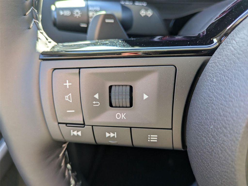 new 2025 Nissan Pathfinder car, priced at $47,990