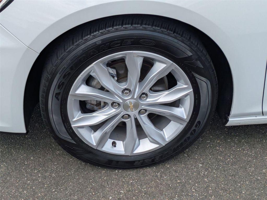 used 2023 Chevrolet Malibu car, priced at $18,494