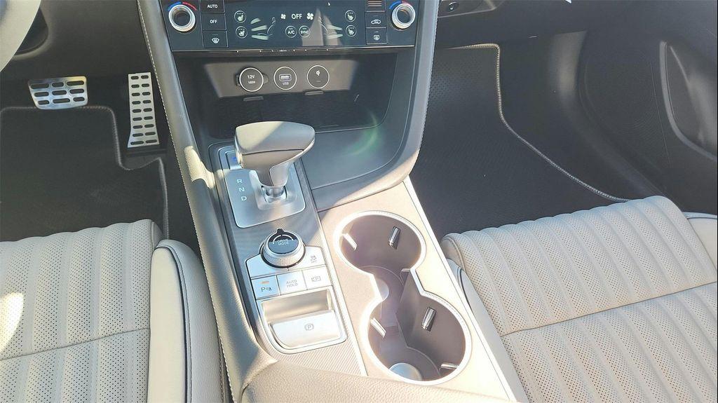 new 2025 Genesis G70 car, priced at $48,445