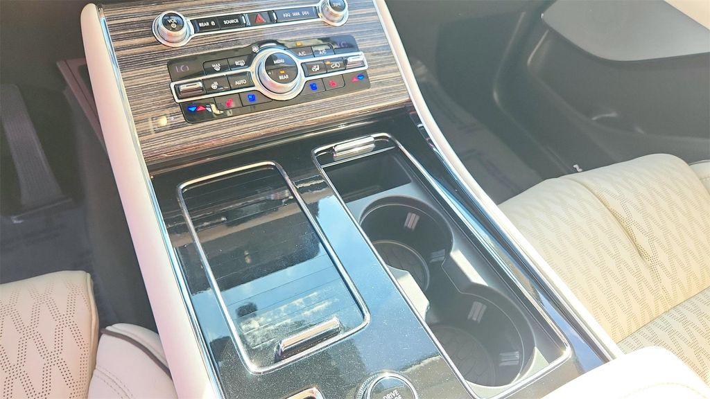 used 2020 Lincoln Aviator car, priced at $33,757