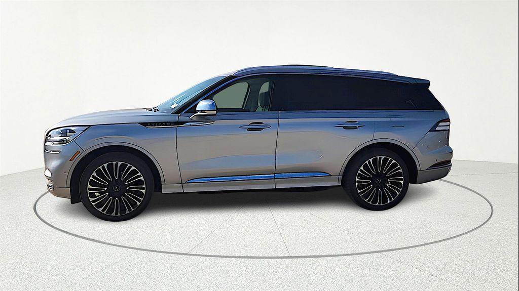 used 2020 Lincoln Aviator car, priced at $33,757