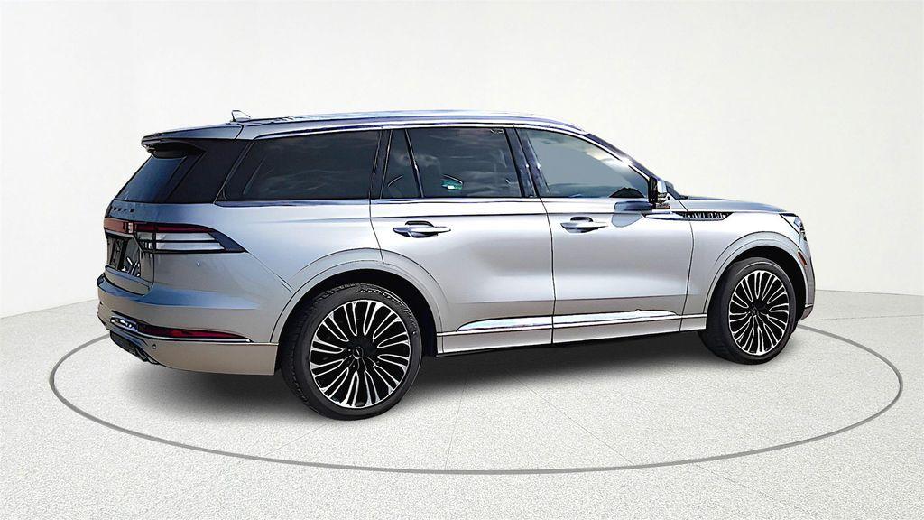 used 2020 Lincoln Aviator car, priced at $33,757