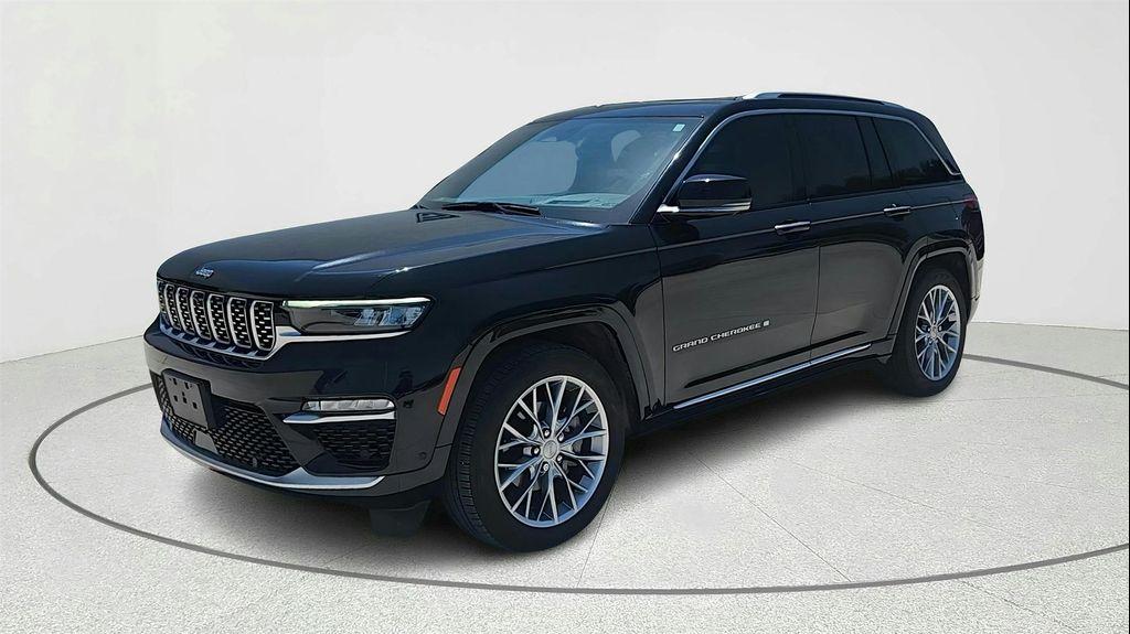 used 2023 Jeep Grand Cherokee car, priced at $42,995