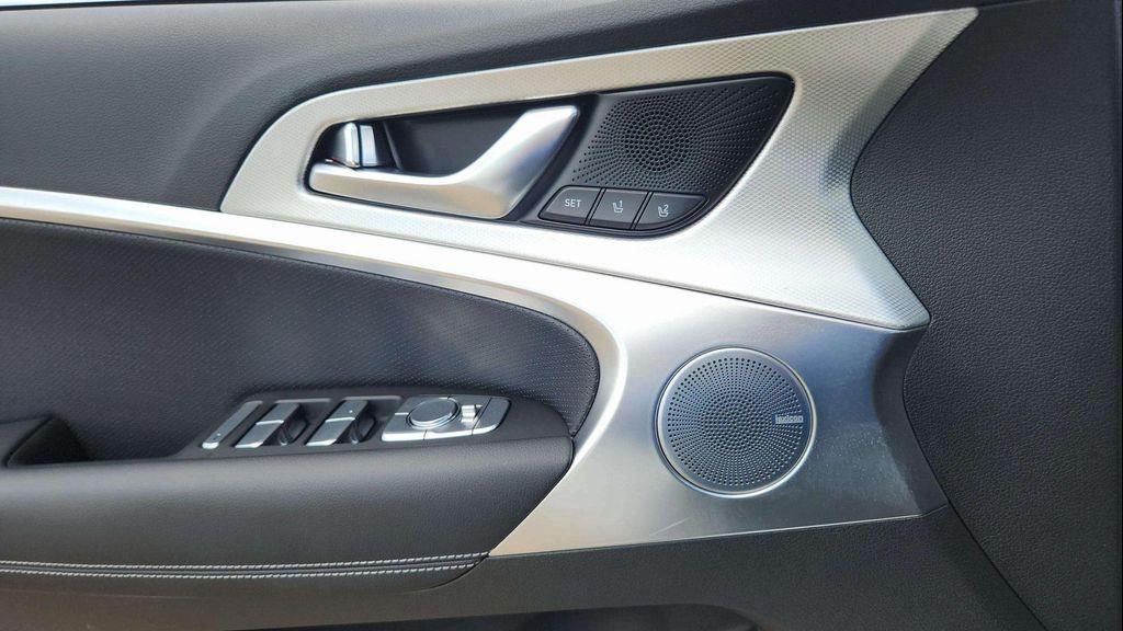 new 2026 Genesis G70 car, priced at $49,375