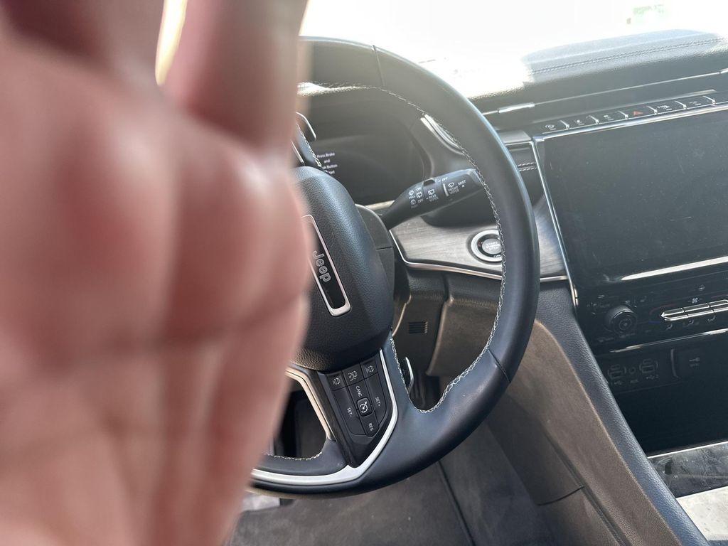 used 2023 Jeep Grand Cherokee car, priced at $27,544