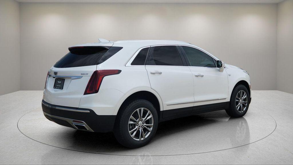 used 2022 Cadillac XT5 car, priced at $28,990