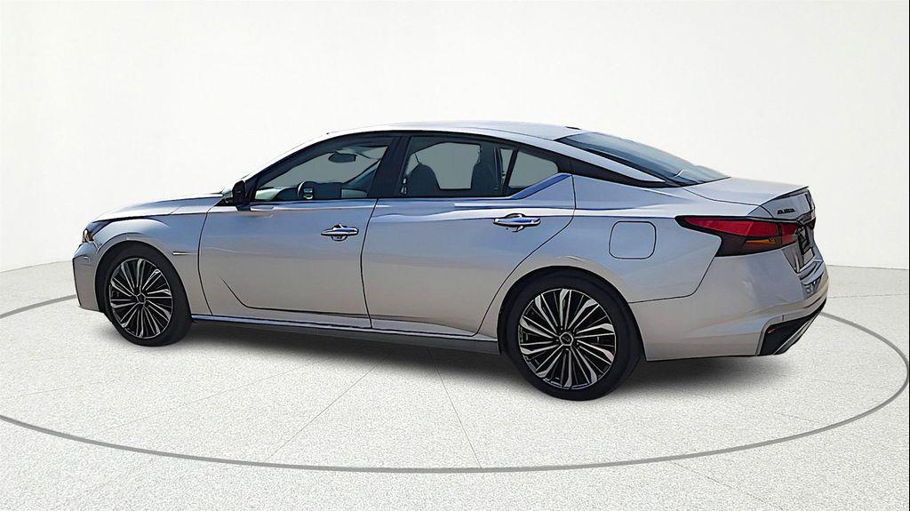 used 2023 Nissan Altima car, priced at $19,227