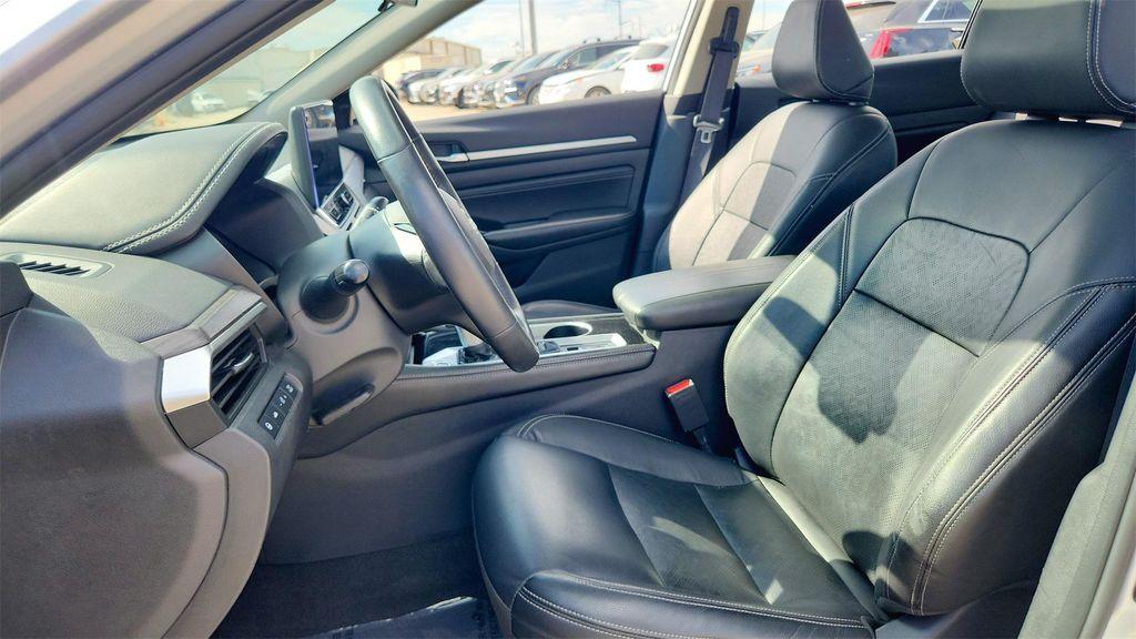 used 2023 Nissan Altima car, priced at $19,227