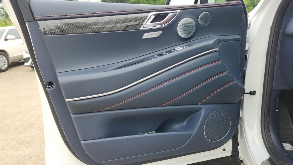 new 2025 Genesis GV80 Coupe car, priced at $88,390