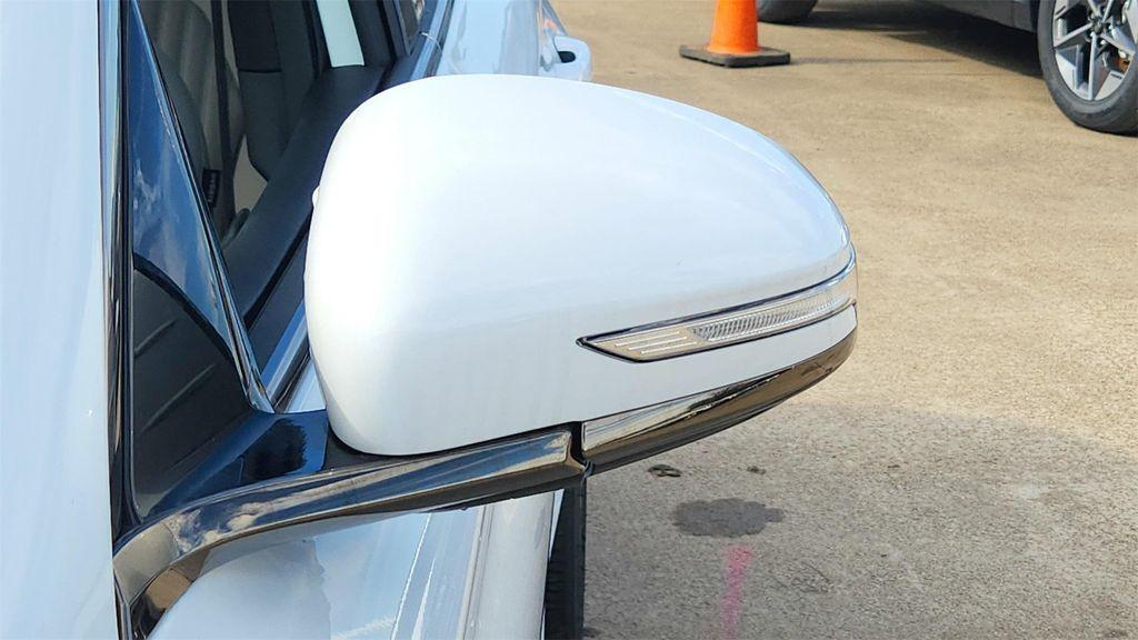 new 2025 Genesis G70 car, priced at $54,655