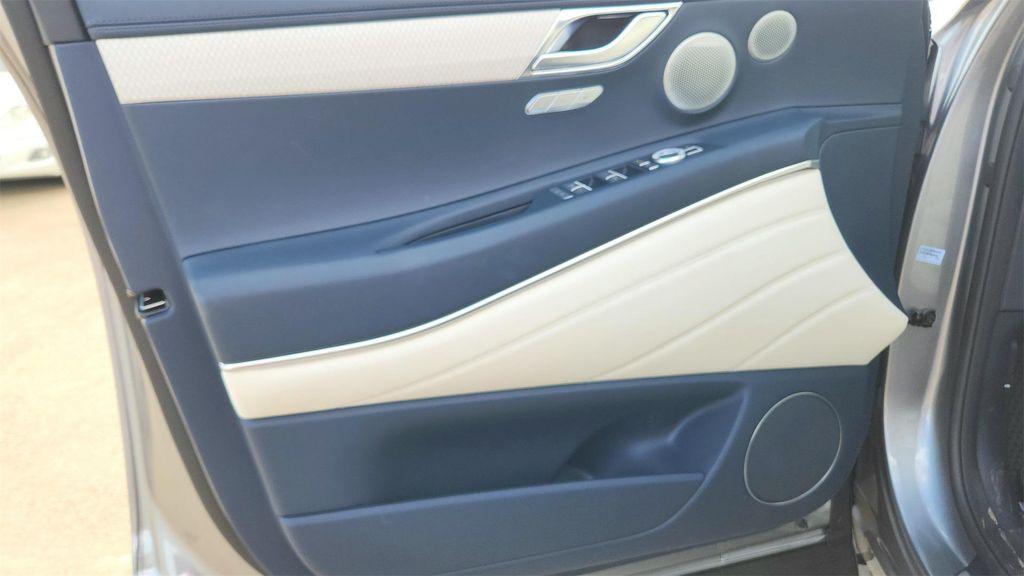 new 2026 Genesis GV80 car, priced at $85,085