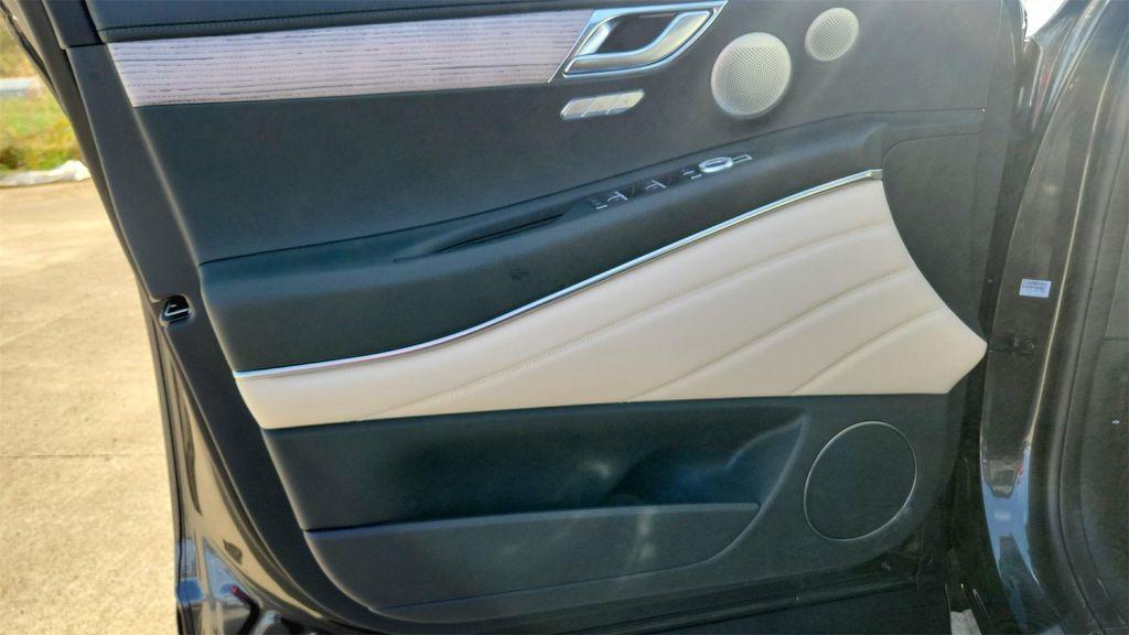 new 2026 Genesis GV80 car, priced at $71,000