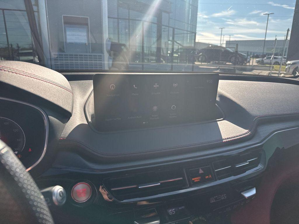 used 2022 Acura MDX car, priced at $42,993