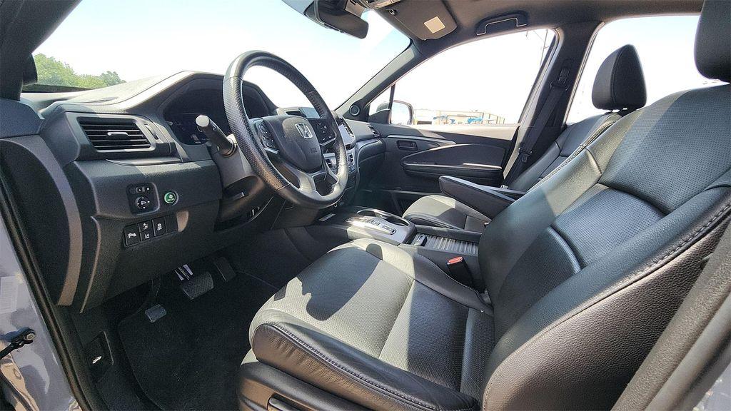 used 2023 Honda Passport car, priced at $29,777