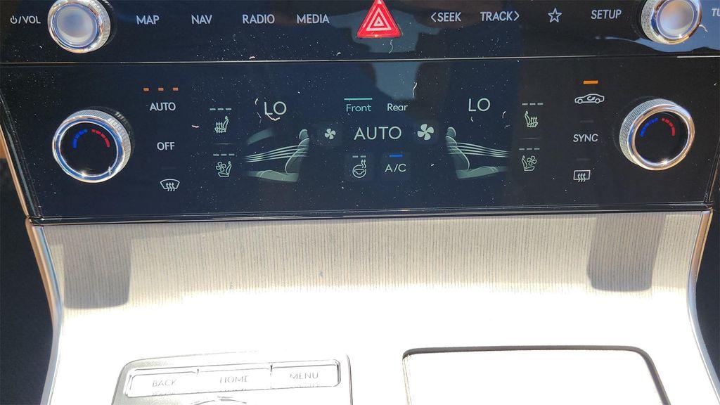 new 2025 Genesis G80 car, priced at $64,045