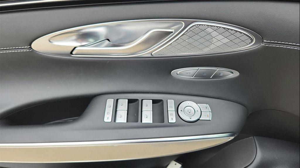 new 2025 Genesis GV70 car, priced at $52,209