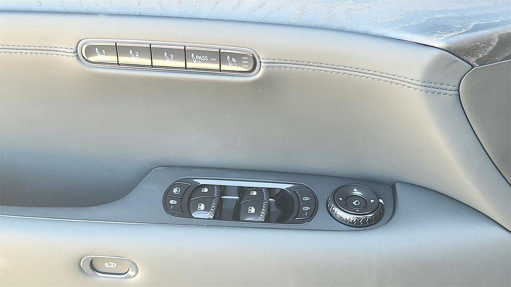 new 2026 Genesis G90 car, priced at $108,160