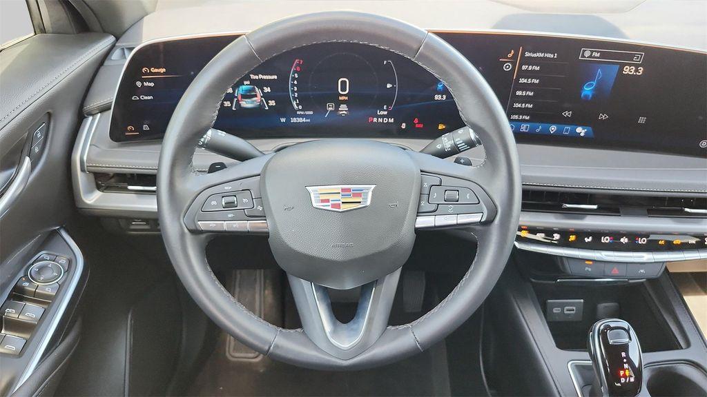 used 2025 Cadillac XT4 car, priced at $33,920