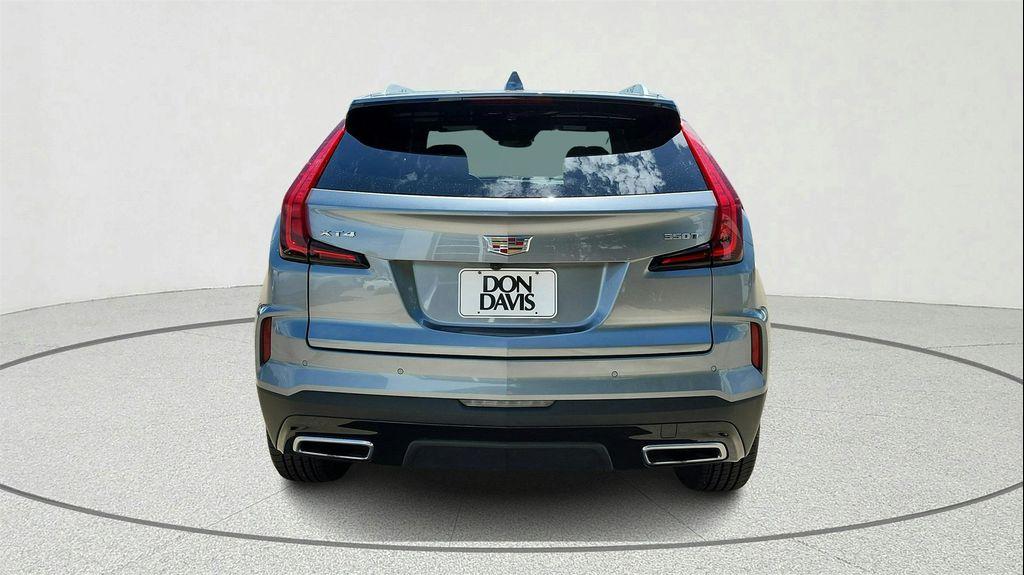 used 2025 Cadillac XT4 car, priced at $33,920
