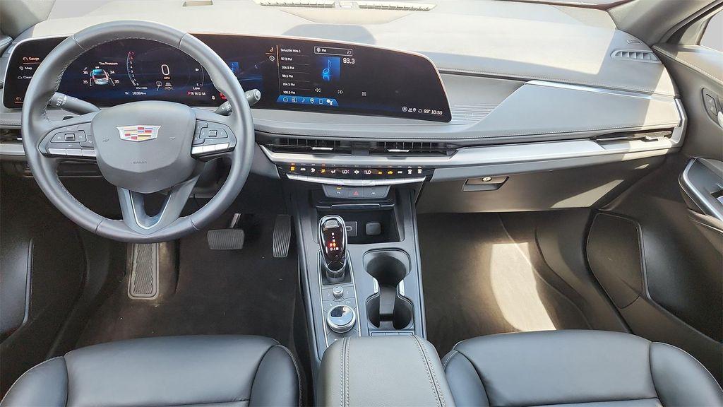 used 2025 Cadillac XT4 car, priced at $33,920