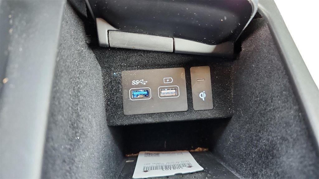 used 2025 Genesis GV70 car, priced at $39,500