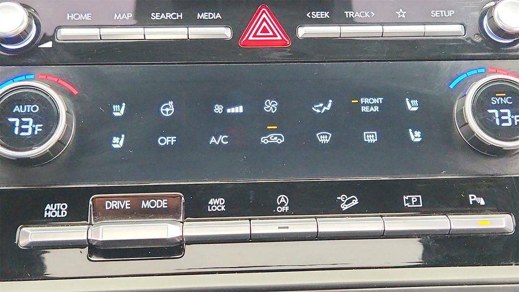 used 2025 Hyundai Santa Fe car, priced at $39,995