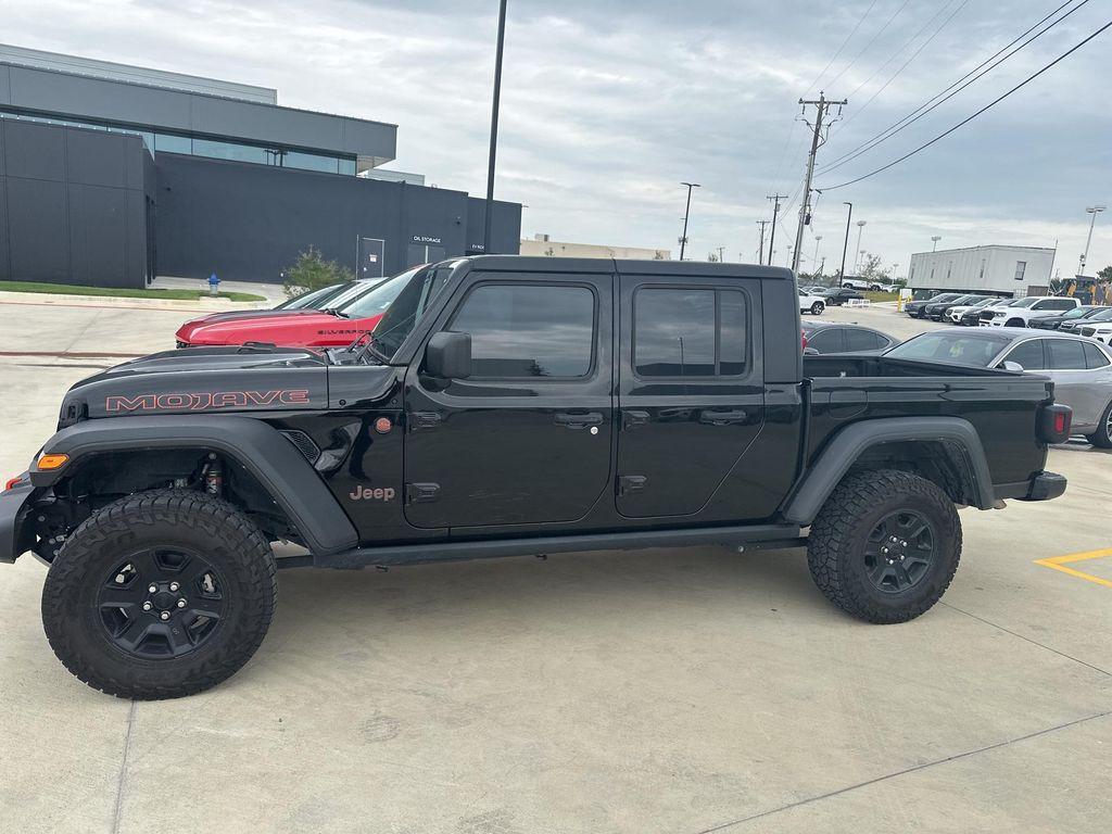 used 2023 Jeep Gladiator car