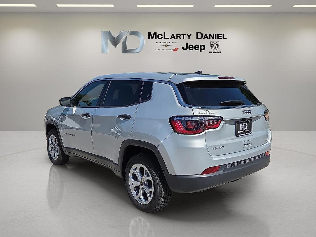 new 2025 Jeep Compass car, priced at $25,592
