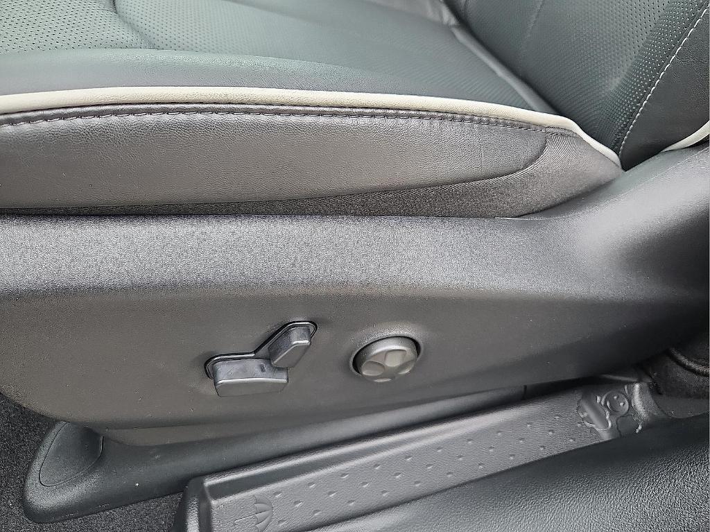 new 2026 Chrysler Pacifica car, priced at $50,504