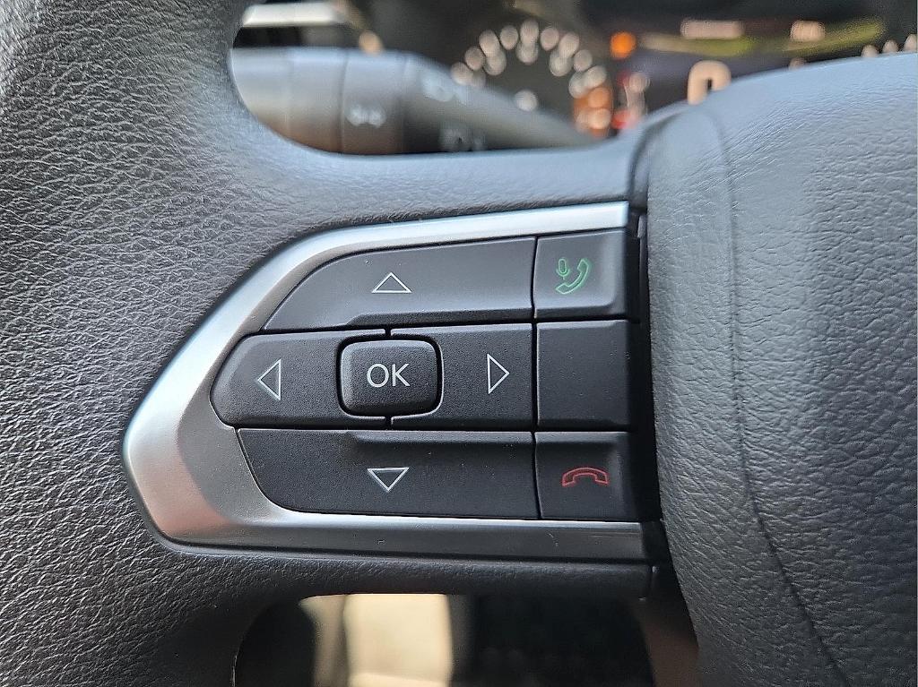 new 2025 Jeep Compass car, priced at $23,592