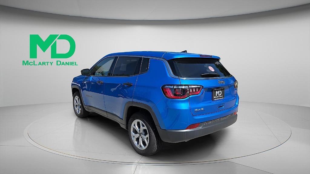 new 2025 Jeep Compass car, priced at $25,639