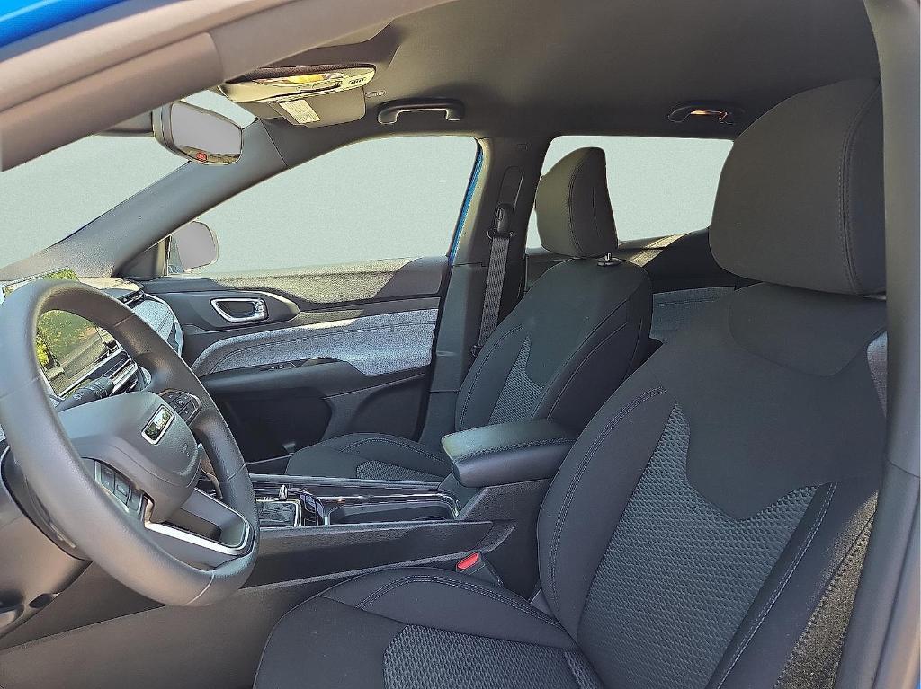 new 2025 Jeep Compass car, priced at $25,639