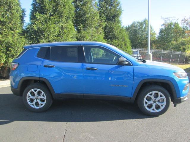 new 2025 Jeep Compass car, priced at $26,396