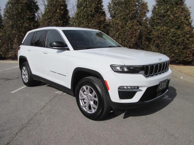 used 2022 Jeep Grand Cherokee car, priced at $29,841