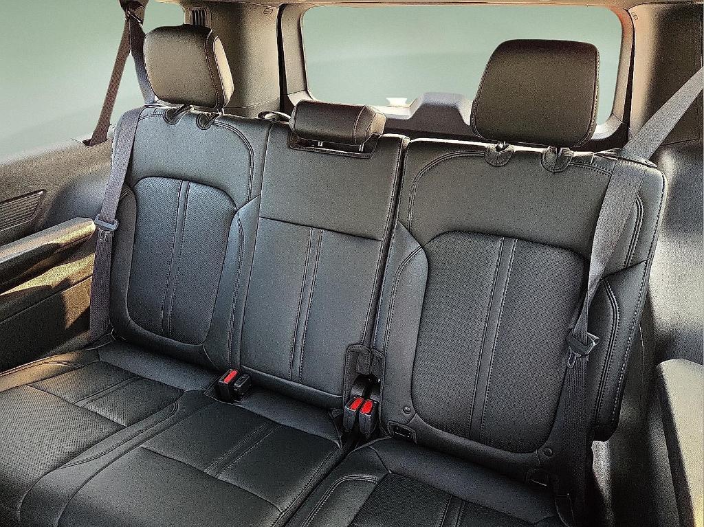 new 2025 Jeep Wagoneer L car, priced at $75,454