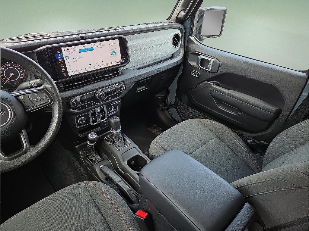 new 2025 Jeep Gladiator car, priced at $39,462