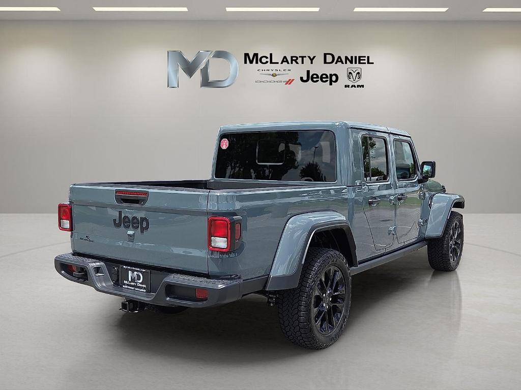 new 2025 Jeep Gladiator car, priced at $39,462