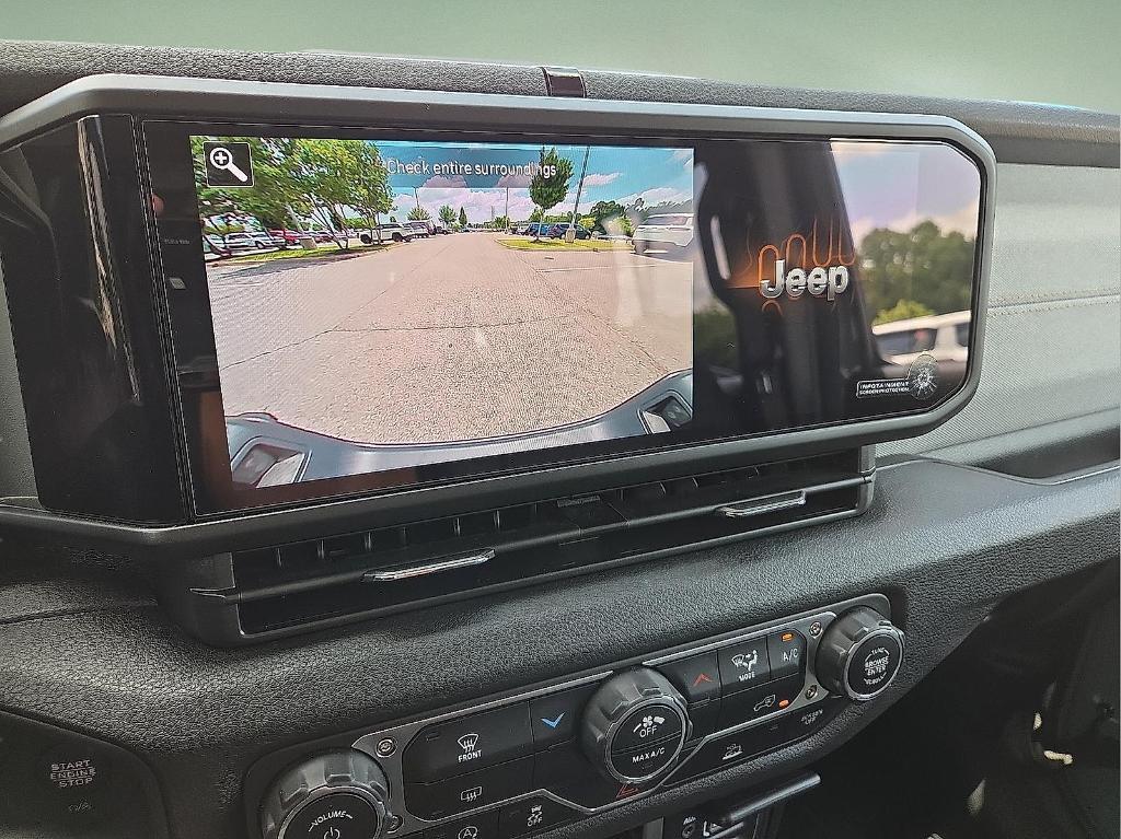 new 2025 Jeep Gladiator car, priced at $39,462