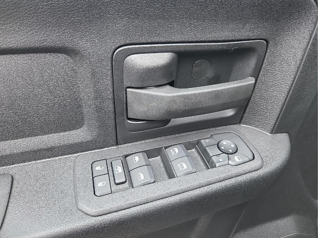 new 2025 Ram 2500 car, priced at $54,523