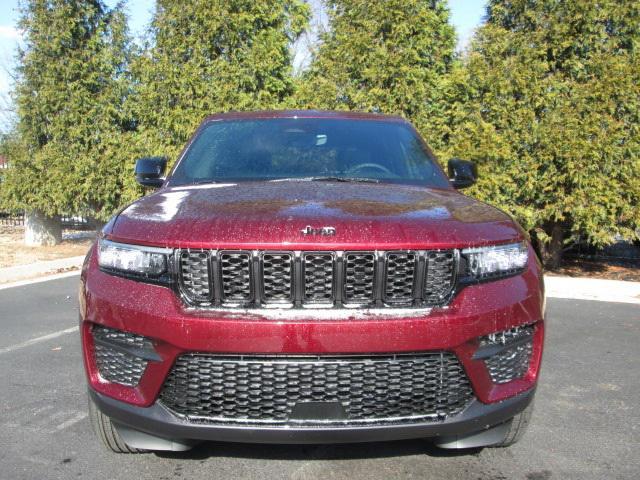 new 2025 Jeep Grand Cherokee car, priced at $41,372