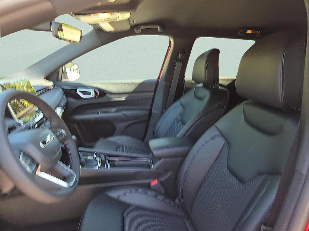 new 2025 Jeep Compass car, priced at $27,184