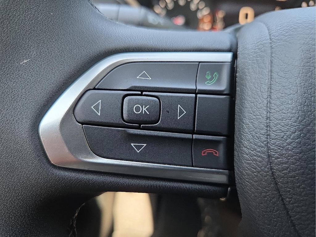 new 2025 Jeep Compass car, priced at $27,184