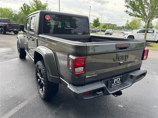 new 2025 Jeep Gladiator car, priced at $40,135