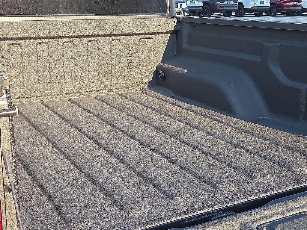 new 2025 Jeep Gladiator car, priced at $41,077
