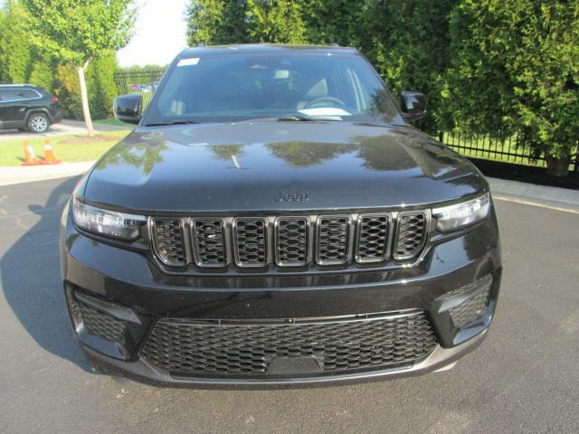 new 2024 Jeep Grand Cherokee car, priced at $41,917