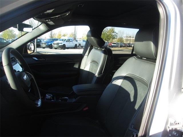 new 2025 Jeep Grand Cherokee car, priced at $39,253