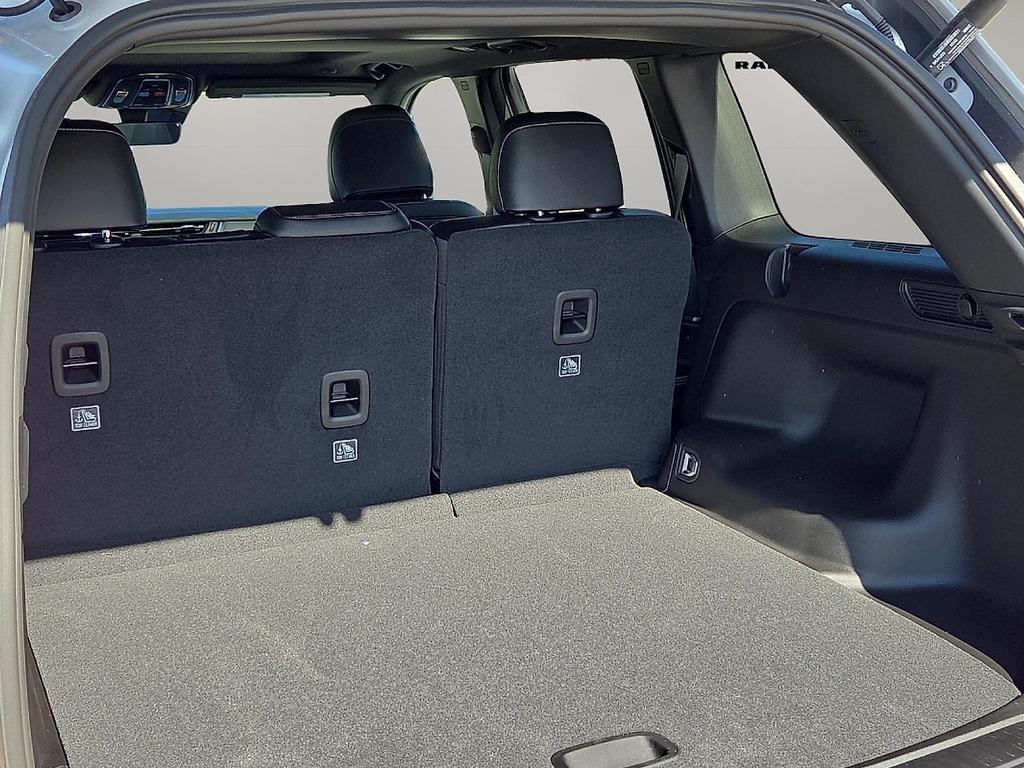 new 2025 Jeep Grand Cherokee car, priced at $42,071